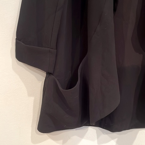 Carolina Belle black drape oversized blazer size medium - Picture 3 of 9